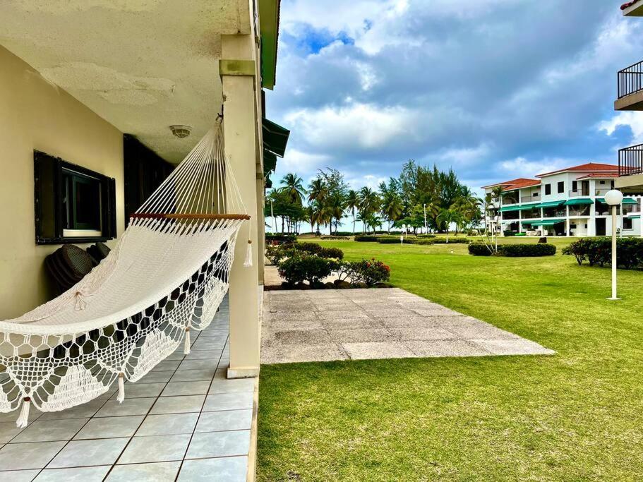 Entire Beach Apartment With View To El Yunque National Rain Forest Rio Grande Bagian luar foto